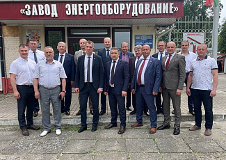 11июня на базе филиала "ЗАВОД ЭНЕРГООБОРУДОВАНИЕ" ОАО "БЕЛСЕЛЬЭЛЕКТРОСЕТЬСТРОЙ" прошел семинар с участием представителей РУП "Минскэнерго"