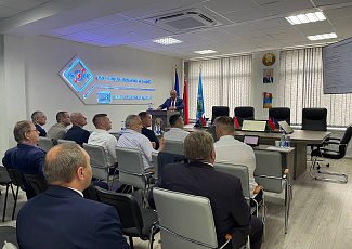 11июня на базе филиала "ЗАВОД ЭНЕРГООБОРУДОВАНИЕ" ОАО "БЕЛСЕЛЬЭЛЕКТРОСЕТЬСТРОЙ" прошел семинар с участием представителей РУП "Минскэнерго"