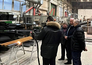 24 января филиал «ЗАВОД ЭНЕРГООБОРУДОВАНИЕ» с рабочим визитом посетил генеральный директор РУП «Белэнергострой» - управляющая компания холдинга» Андрей Реут.